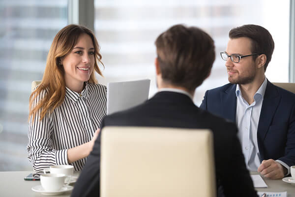 Cómo los líderes empresariales pueden navegar con éxito la próxima década